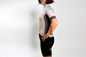 Unisex dot-dot-dot Grey + FLUOrange arm warmers